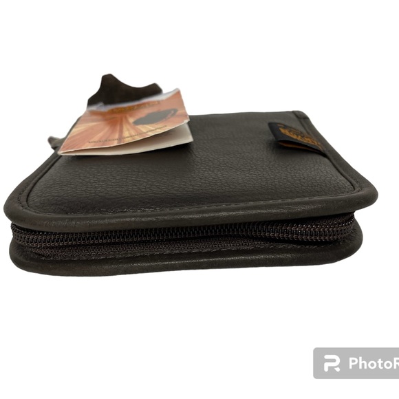 Canyon Outback Leather Goods Genuine Cowhide Leather Travel Zipper Pouch NWT NOS - Picture 2 of 12